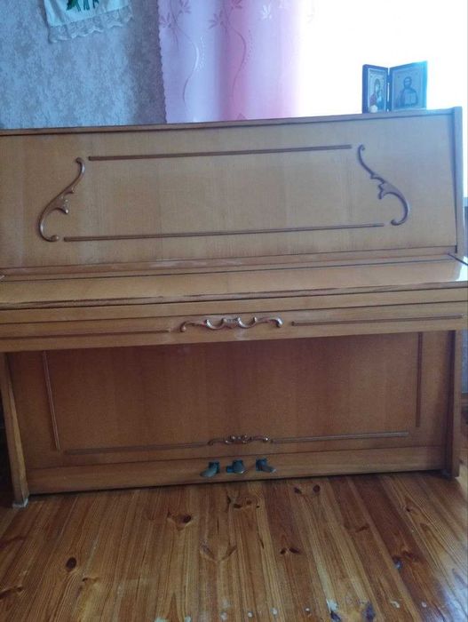 Фортепіано Україна