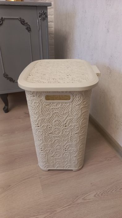 Продам корзину для белья новая