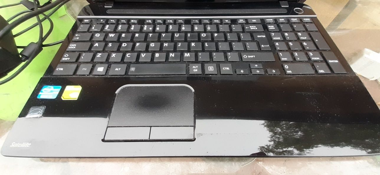 Laptop toshiba satelite