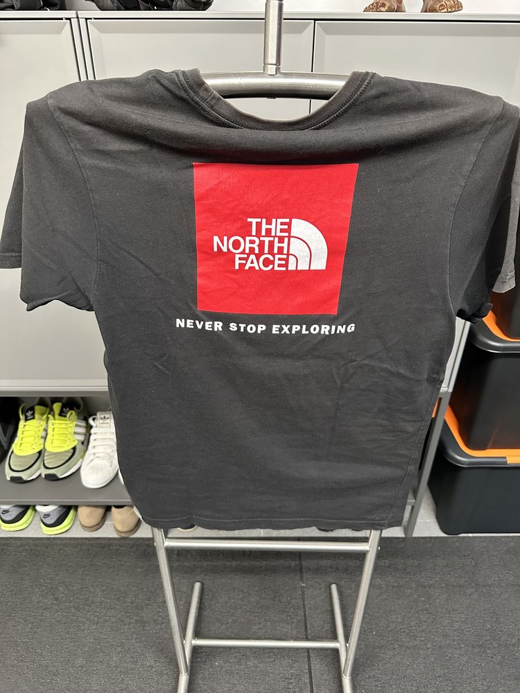 T-Shirt Nike + North Face + Calças Nike (Tam XS e S) - Originais