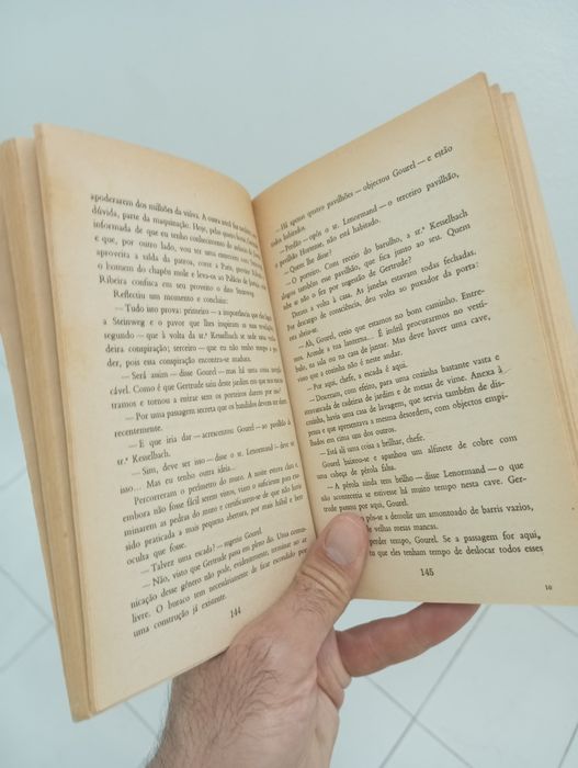 Livro Arsene lupin - 813