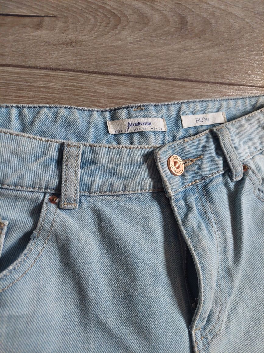Jeansy boyfriend, Stradivarius rozm.38