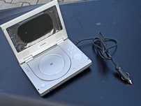 Nowy odtwarzacz przenośny DVD Monitor z glosnikiem