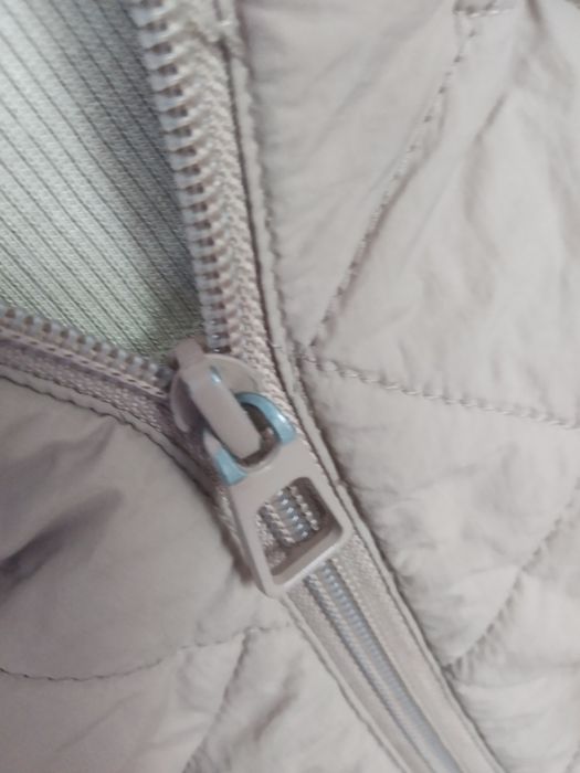 Куртка демісезонна