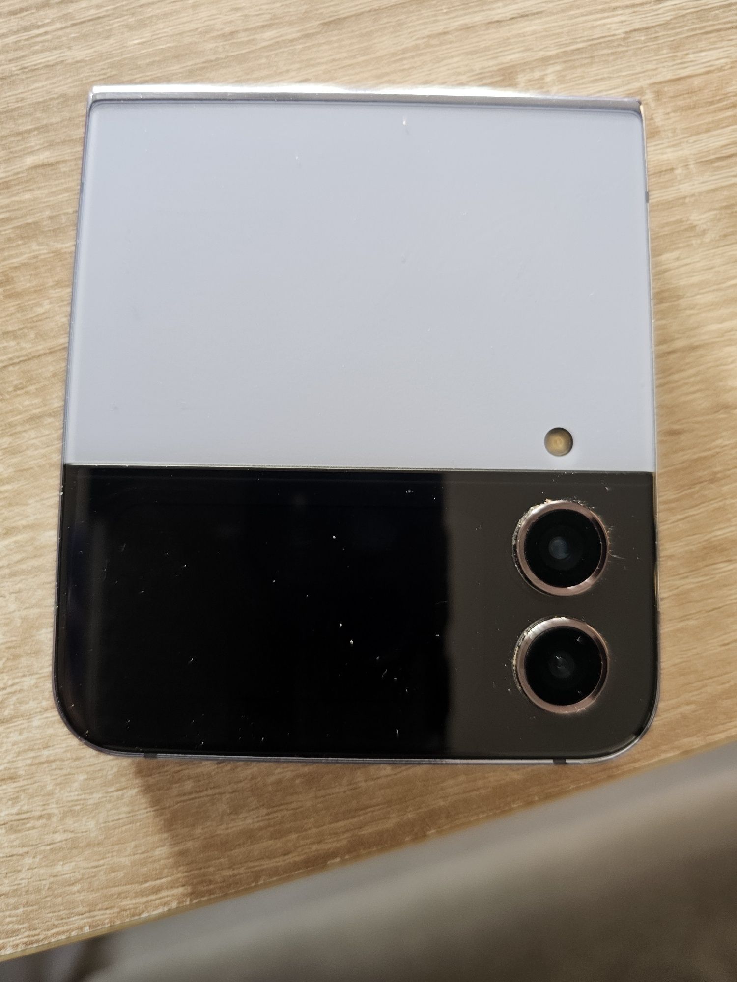 Samsung galaxy z flip 4