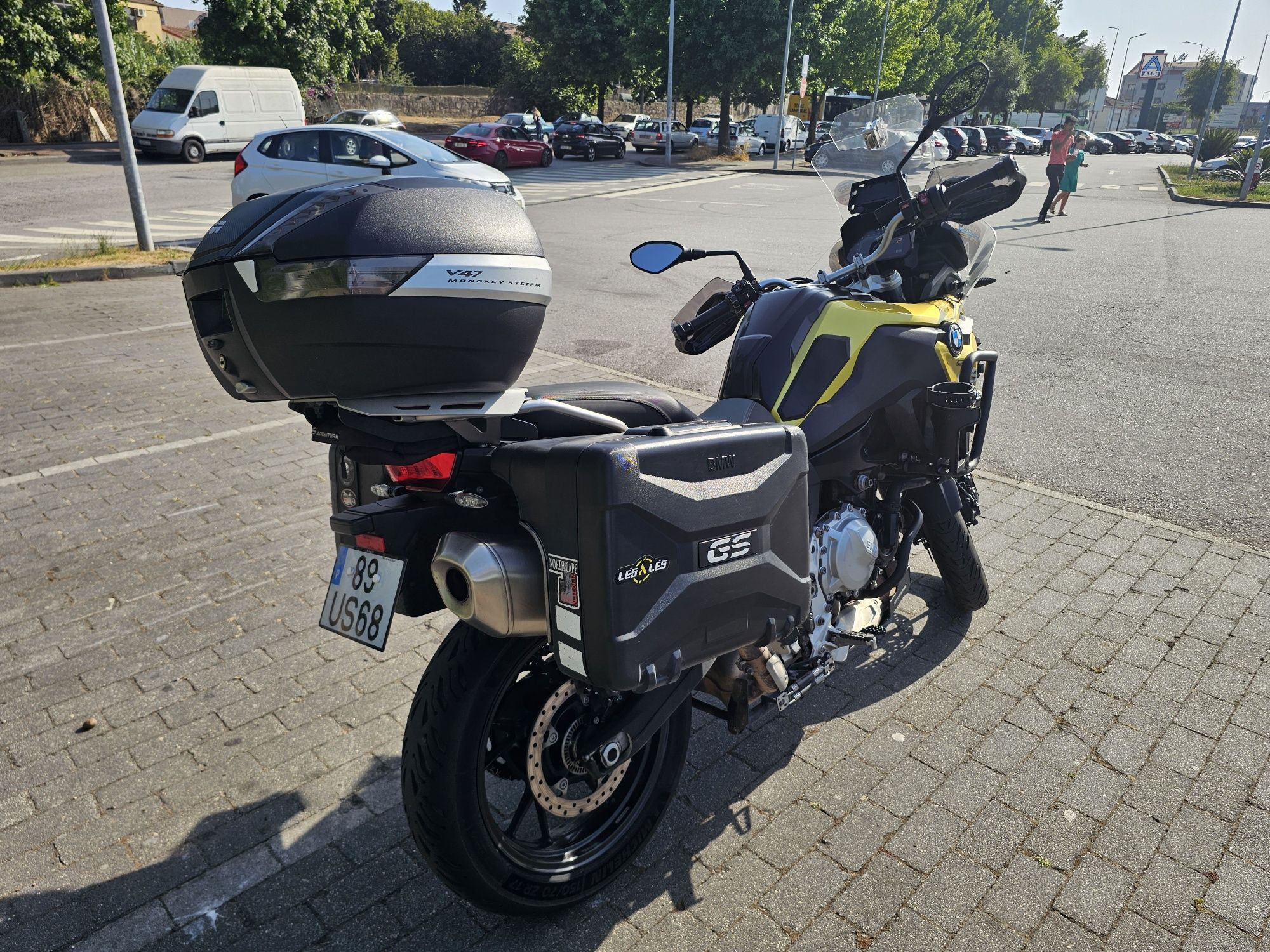 BMW F750GS  Rebaixada Full extras+3 Malas