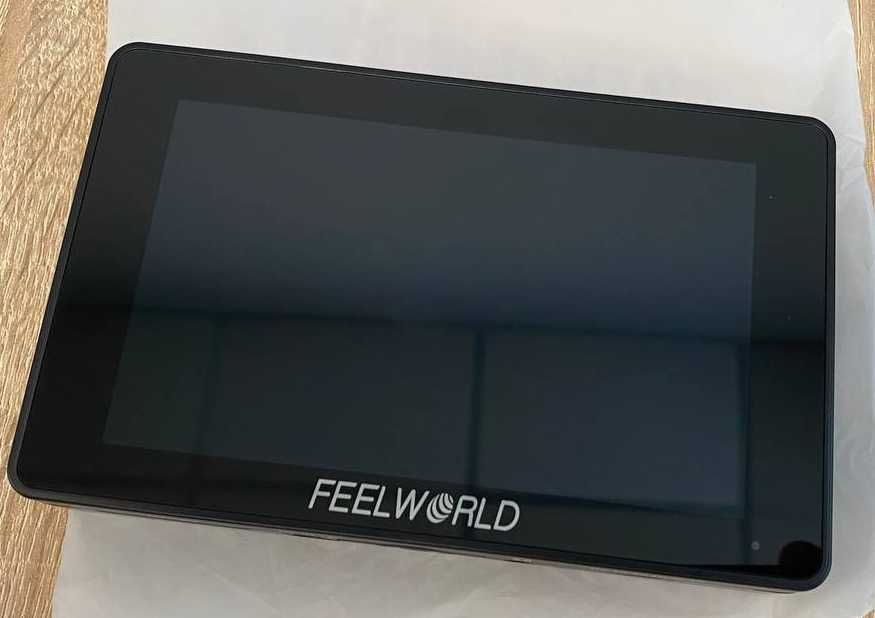 Продаю накамерний монітор Feelworld F6 PLUS