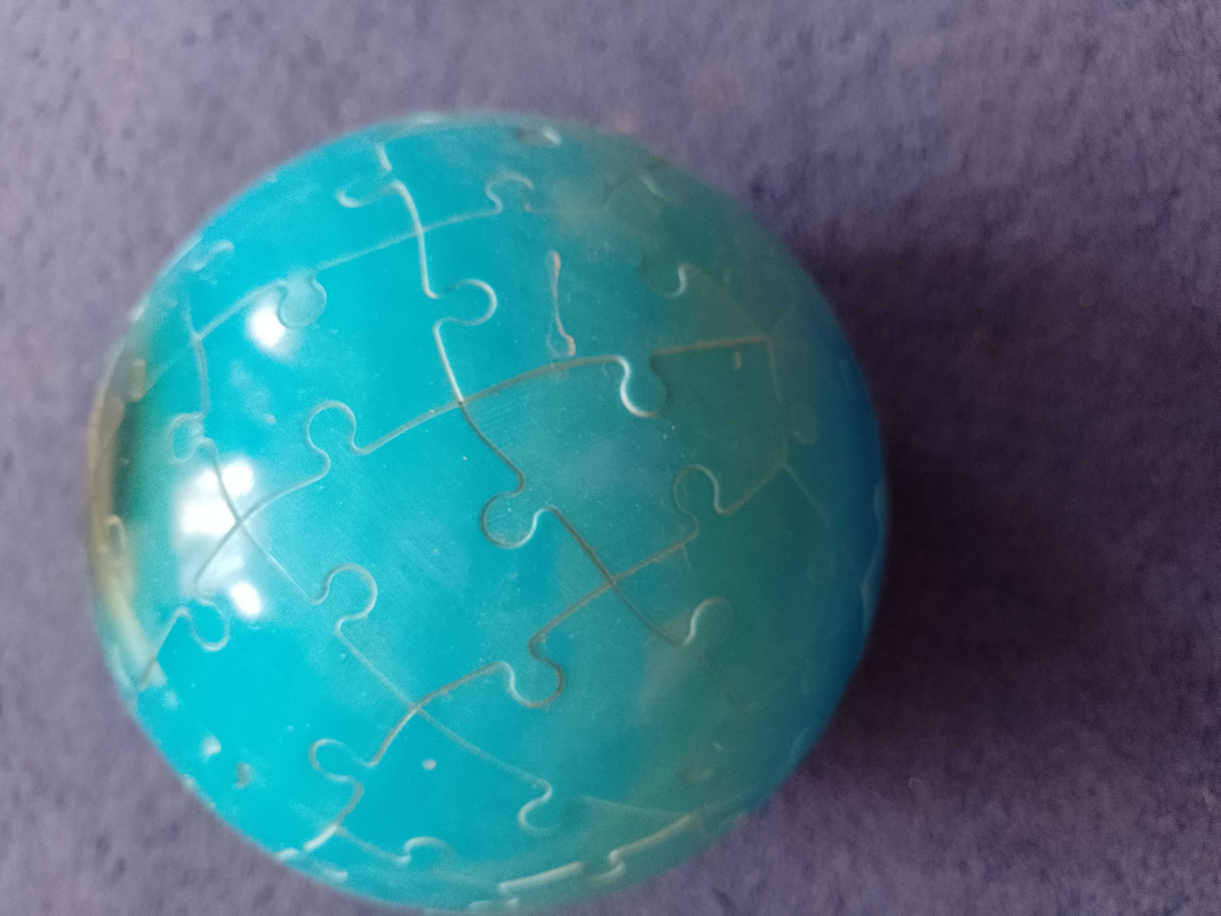Okrągłe puzzle 3D planety
