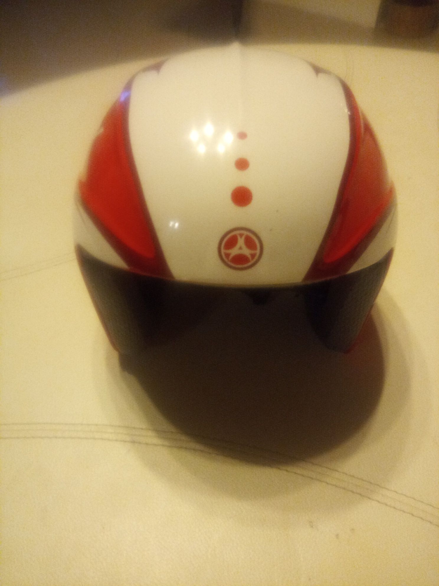 Sprzedam kask narciarski snowboardowy