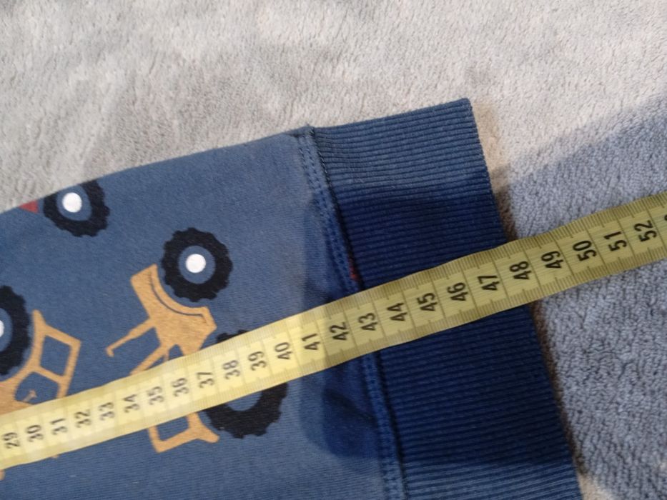 Bluza dresowa chłopięca w auta, traktory i owce Cool Club r.134