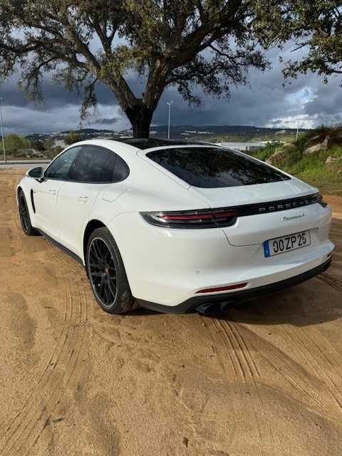 Porsche Panamera 4 E-hybrid Full