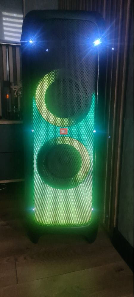 Sprzedam głośnik JBL Partybox 1000