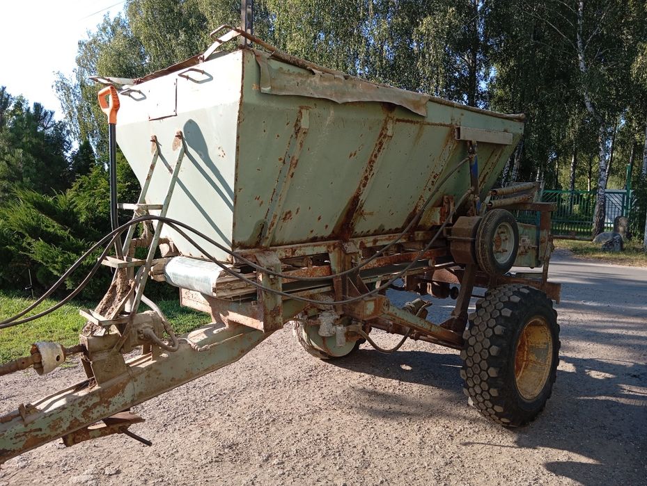 Rozsiewacz wapna fortschritt d035 rcw piast wapniarka