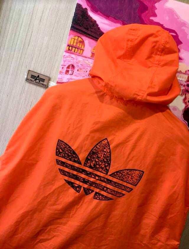 Вінтажна нейлонова куртка анорак Adidas vintage