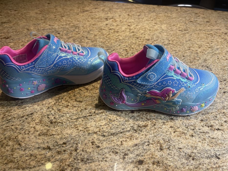 Buty Skechers dzieciece świecące