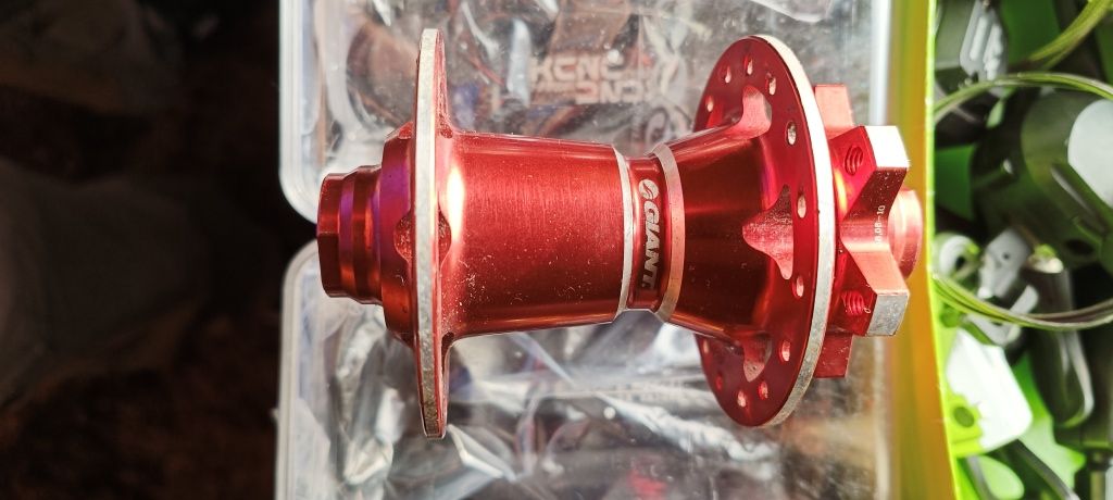 Cubo roda GIANT Red