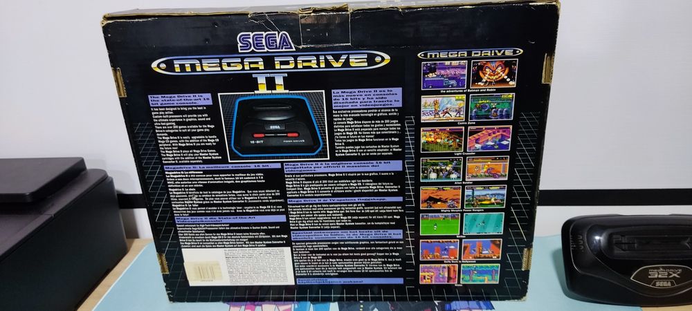Megadrive 2 en caixa completa com Sonic