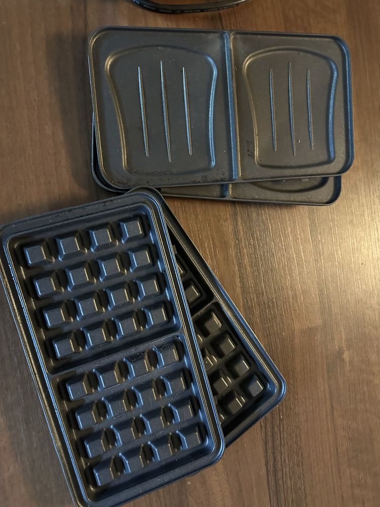 Opiekacz Domo 3w1 Gofry Panini tosty