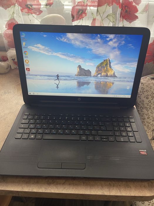 Ноутбук HP 4 ядра,4 потоки, 16 ОЗУ, 2 гб  АМД М5-330