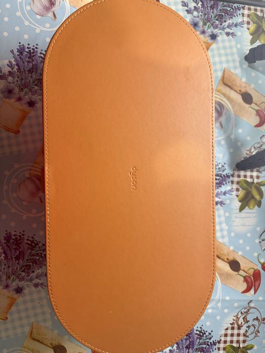 Dyson перша серія