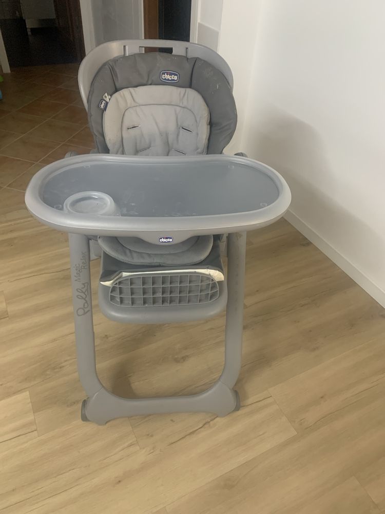 Cadeira de refeicao/ Papa