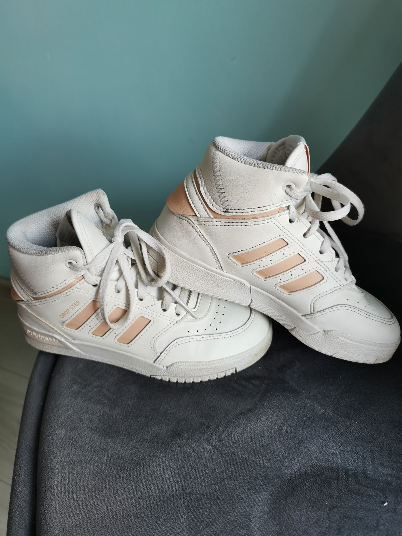 Adidas drop step rozmiar 31.5 białe