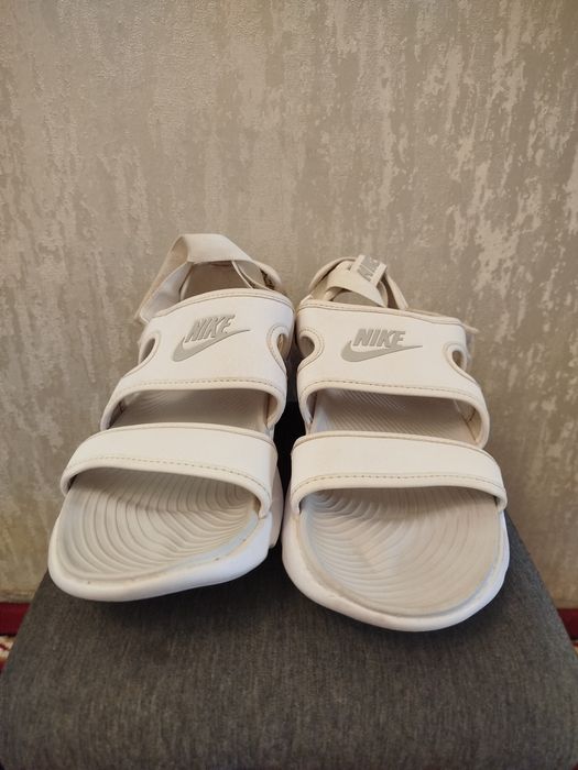 Жіночі сандалі Nike Owaysis розмір 40.5 устілка 26 см в ідеальному