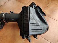 Obudowa filtra powietrza Audi rs4 b7 4.2 BNS fsi