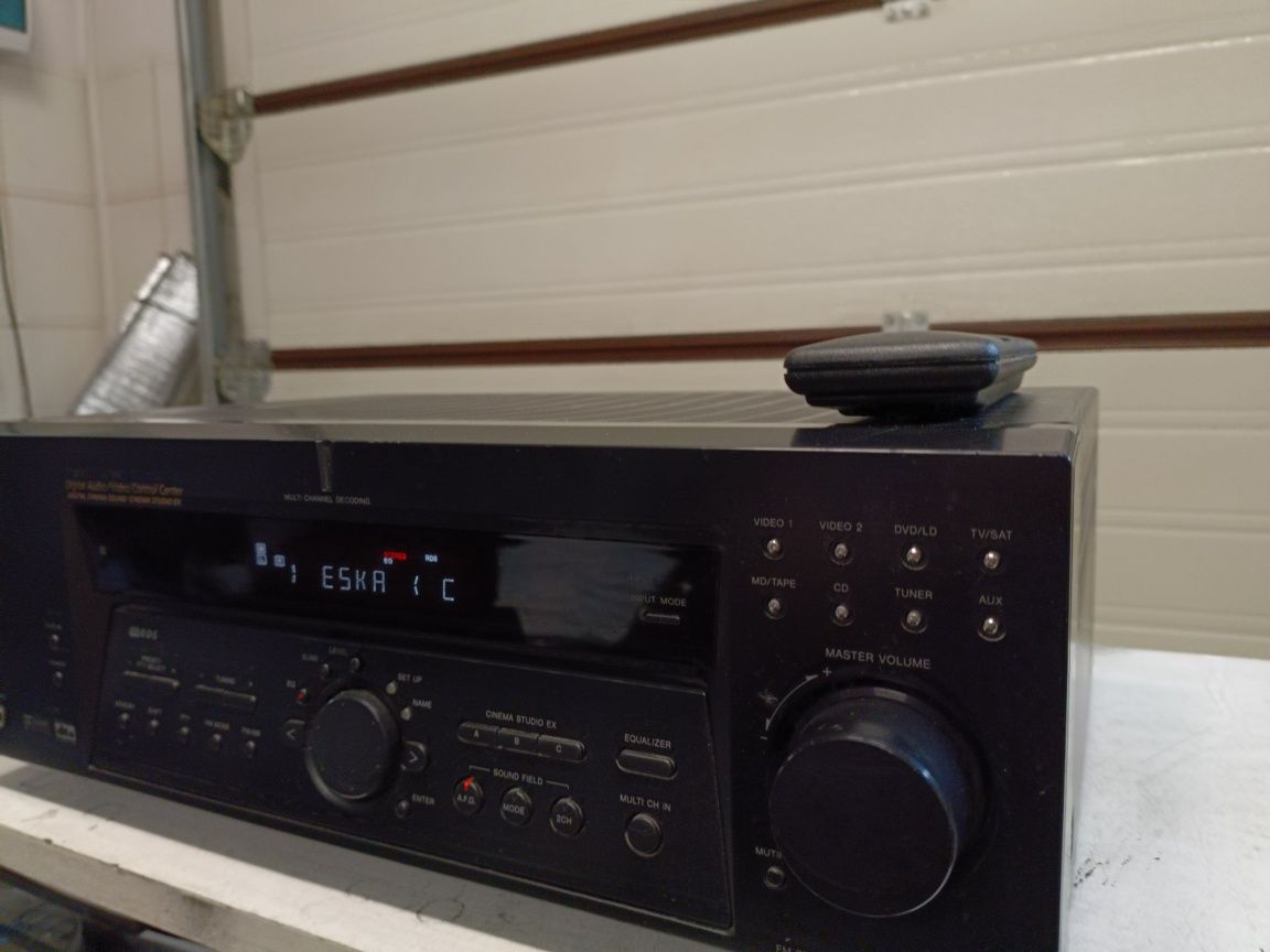 Amplituner SONY STR-DE675, pilot