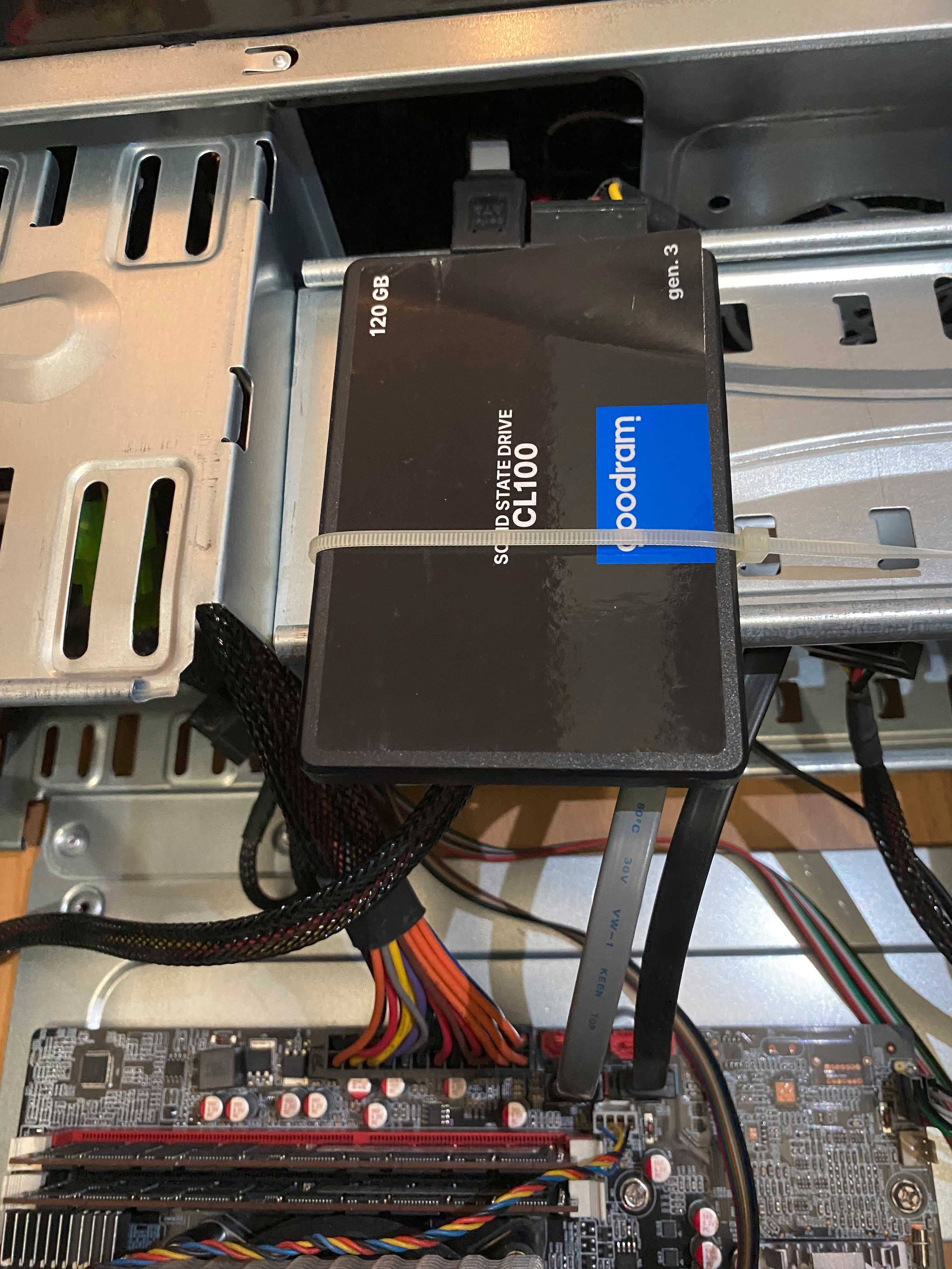 Komputer GeForce® GT 730 4GB Zone Edition SSD 120 GB HDD 1TB + Monitor