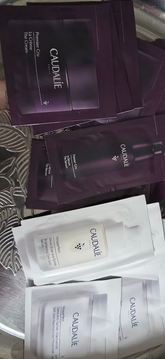 Caudalie vinoperfect i premier cru saszetki kilka sztuk