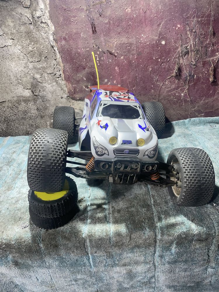 Carro rc nitro Thunder tiger