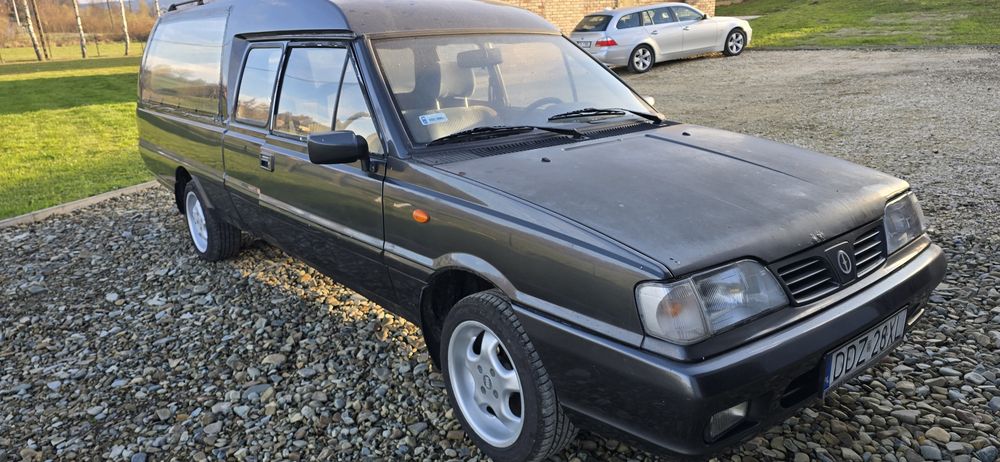 Polonez Bella Karawan