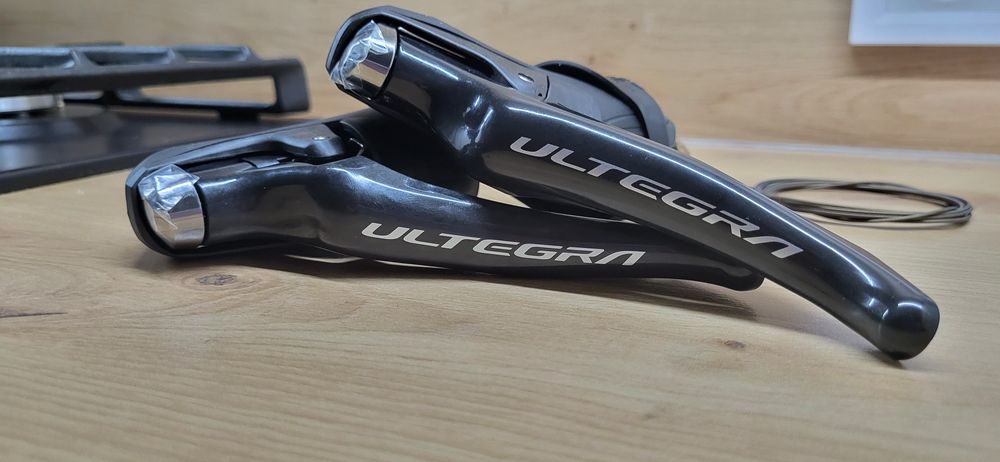 Дуали Shimano Ultegra ST-R8000  2 х 11 speed