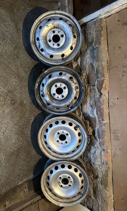 Диски від чотирнядцятої, Р15 штампи