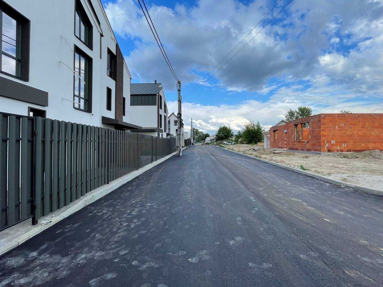 Продаётся дом (Таунхаус) в Голосеевском районе, Жуляны