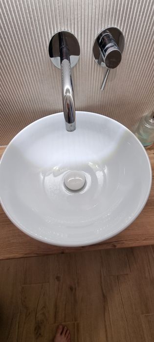 Umywalka nablatowa okrągła