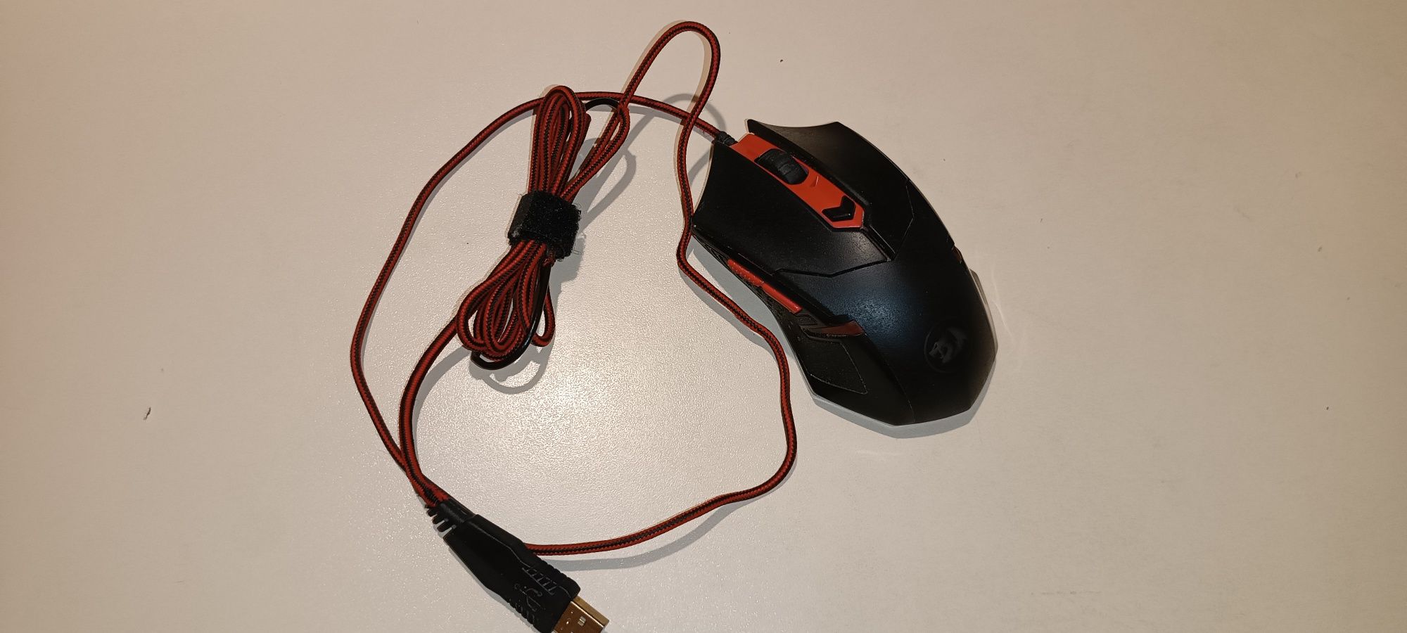 Компьютерная мишка игровая