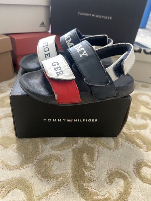 Сандалі для хлопчика або дівчинки