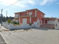 Moradia individual T7 na Bidoeira de Cima / Pombal