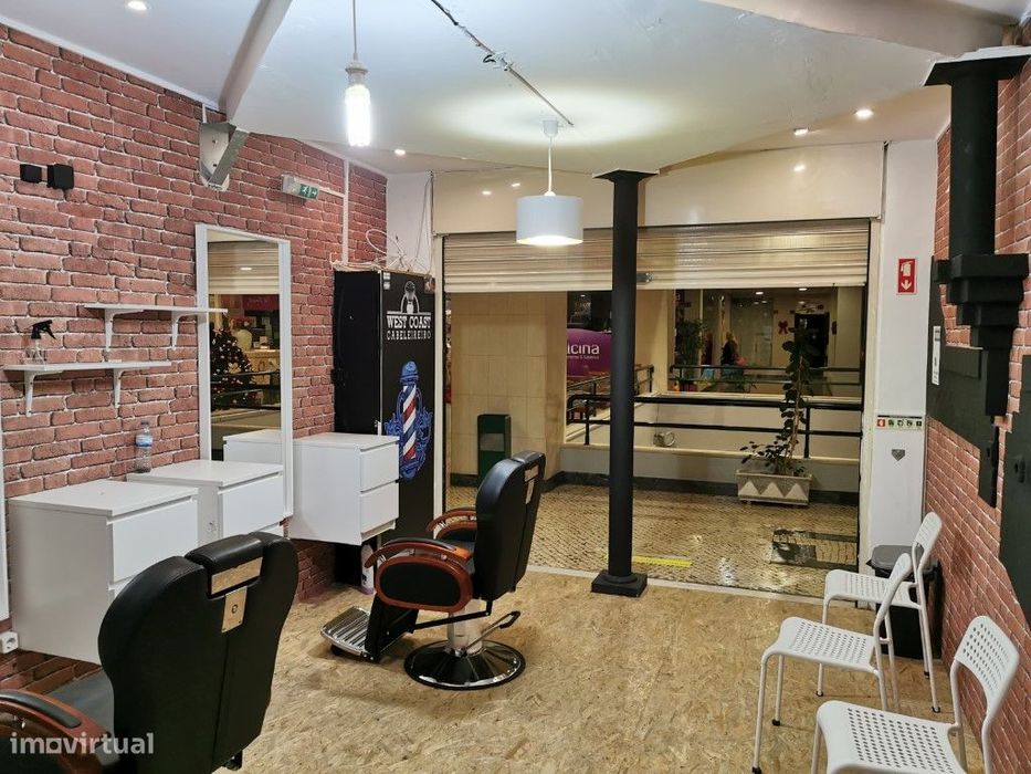 Loja para venda/arrenda, no Lumiar