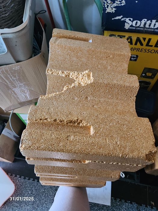 Garrafeiras em poliestireno