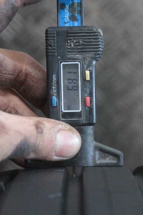 235/35/19 Pirelli P Zero 235/35 R19 91Y XL