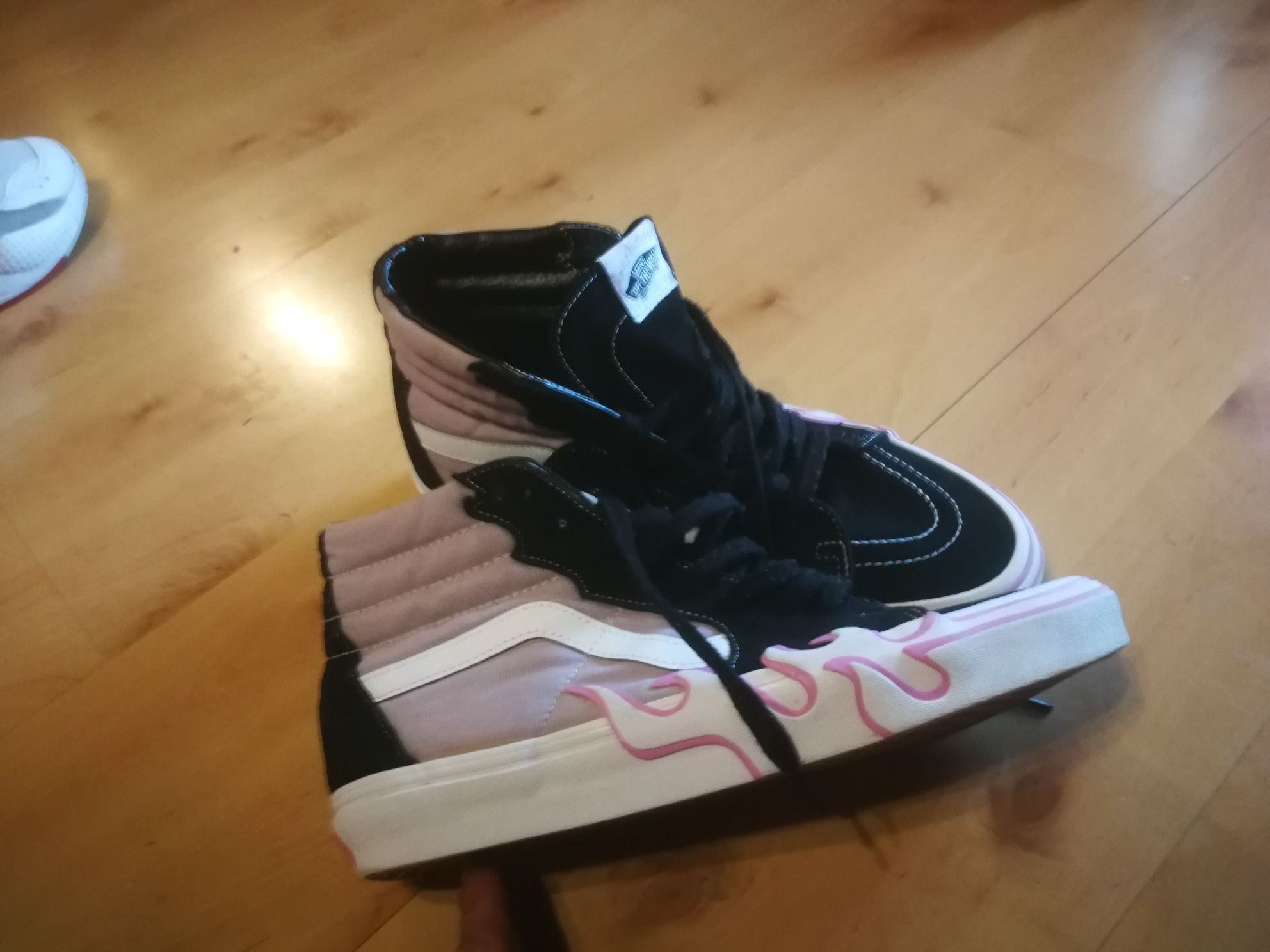 Buty Damskie Vans SK8 HI FLAME rozmiar 44, długość wkładki 28,5