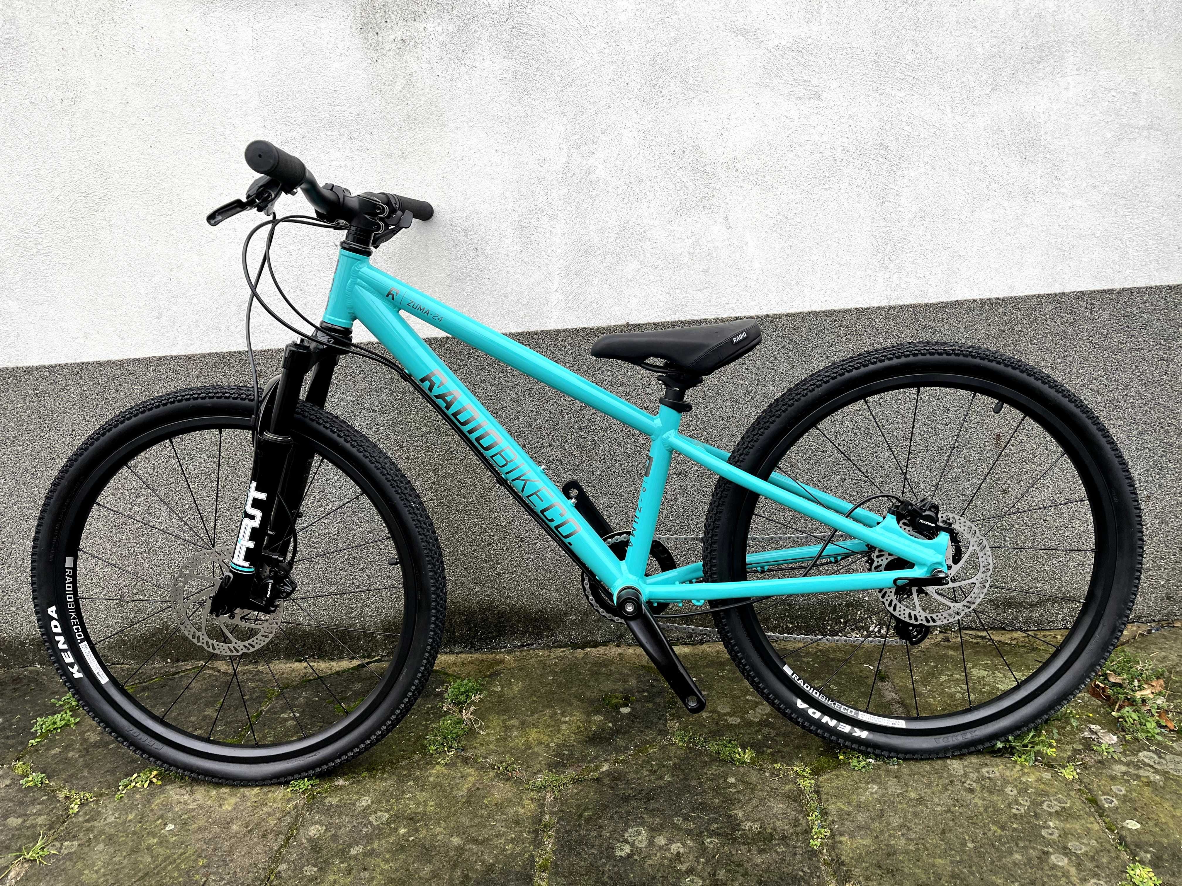 Rower dziecięcy Radiobikes Zuma 24 amortyzowany widelec