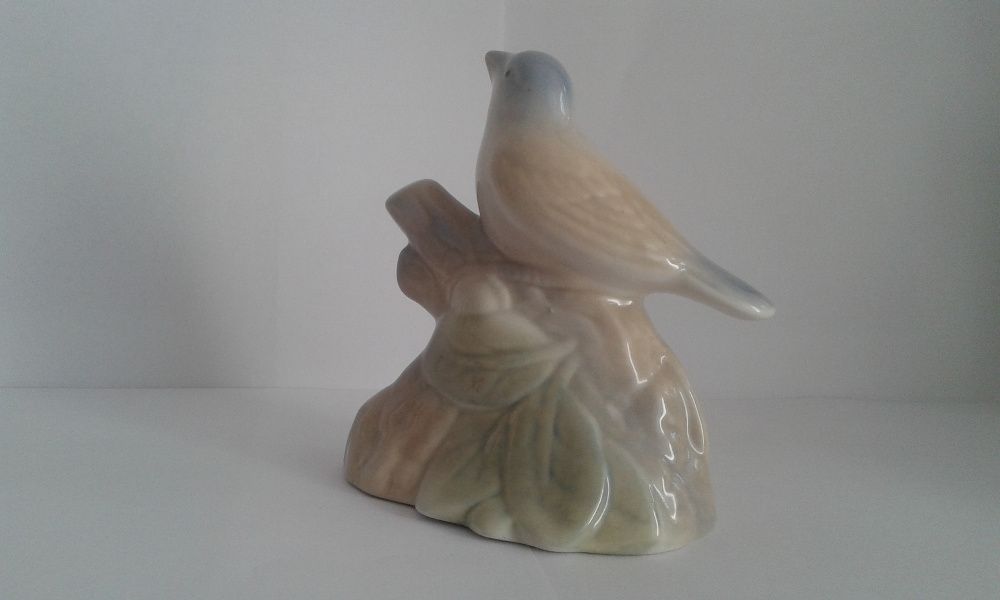 figurka porcelana ptak