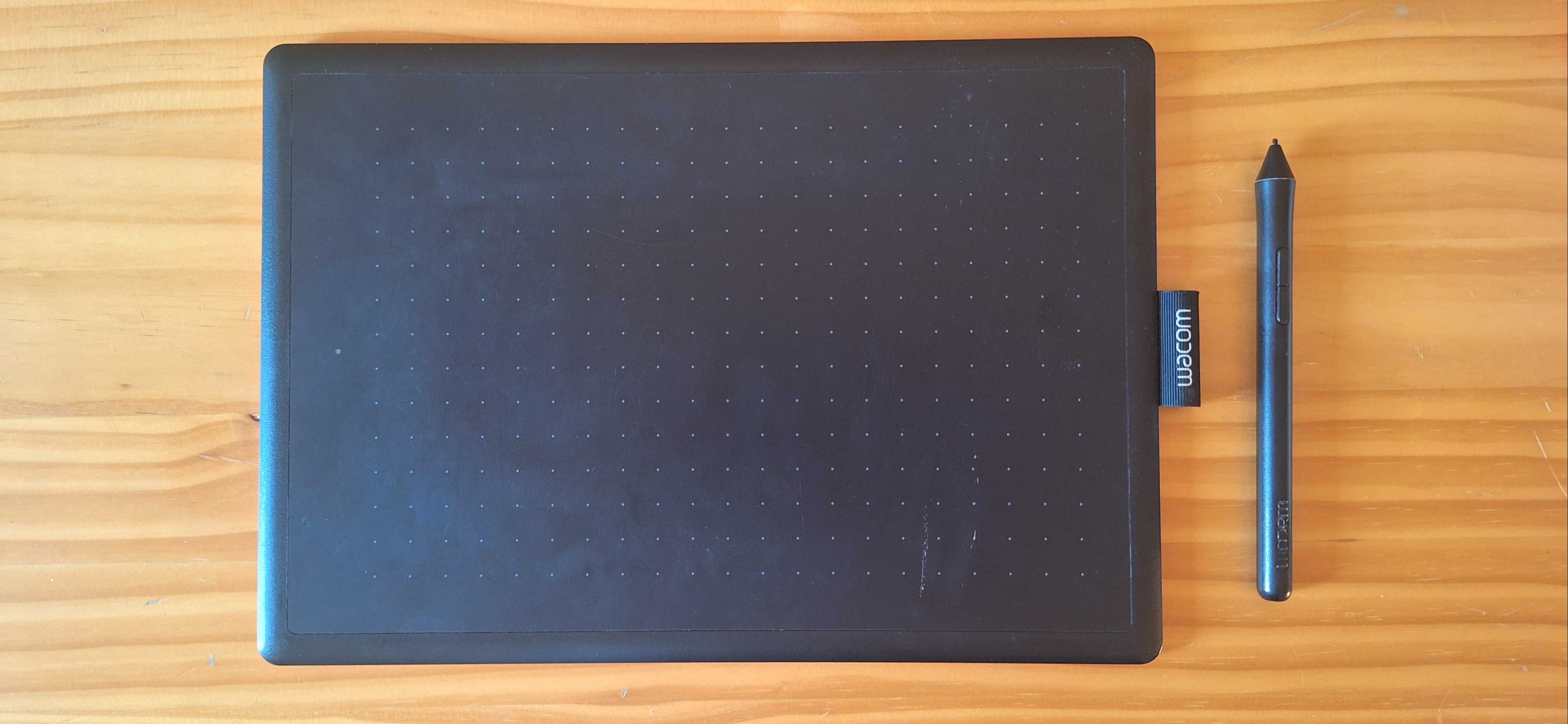 Tablet graficzny One by Wacom