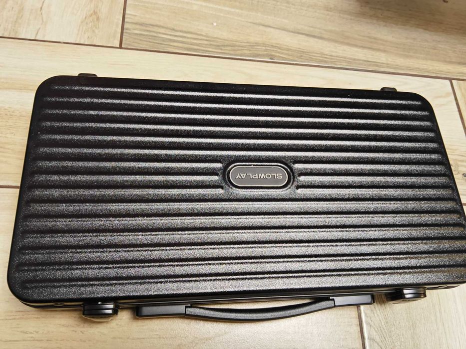 Продам новий професіональний покерний набір на 300 фішок (Poker)