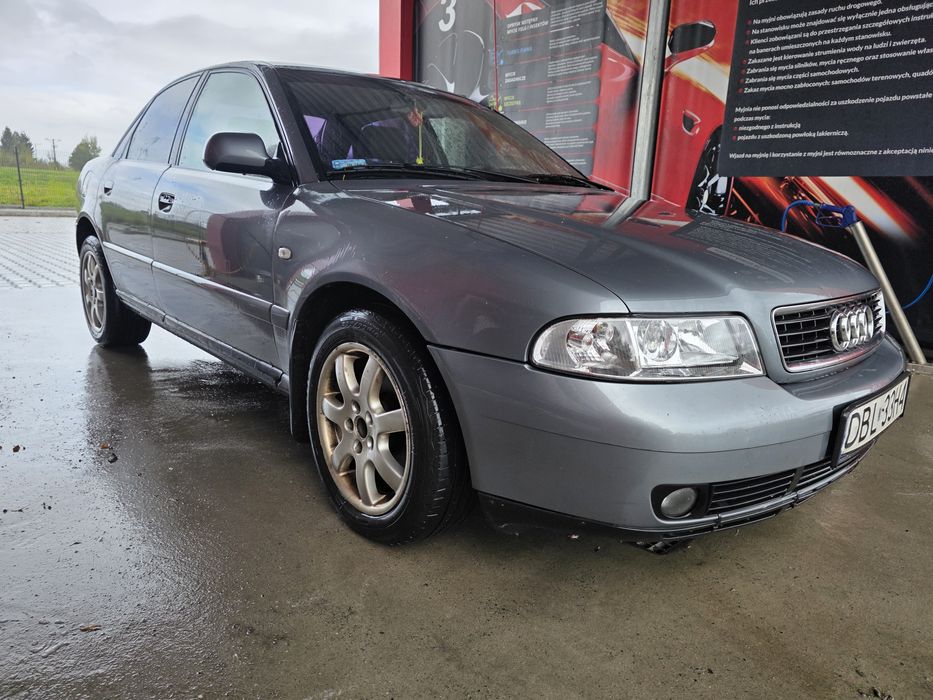 Audi A4 Lift 1.9TDI Automat Stan dobry