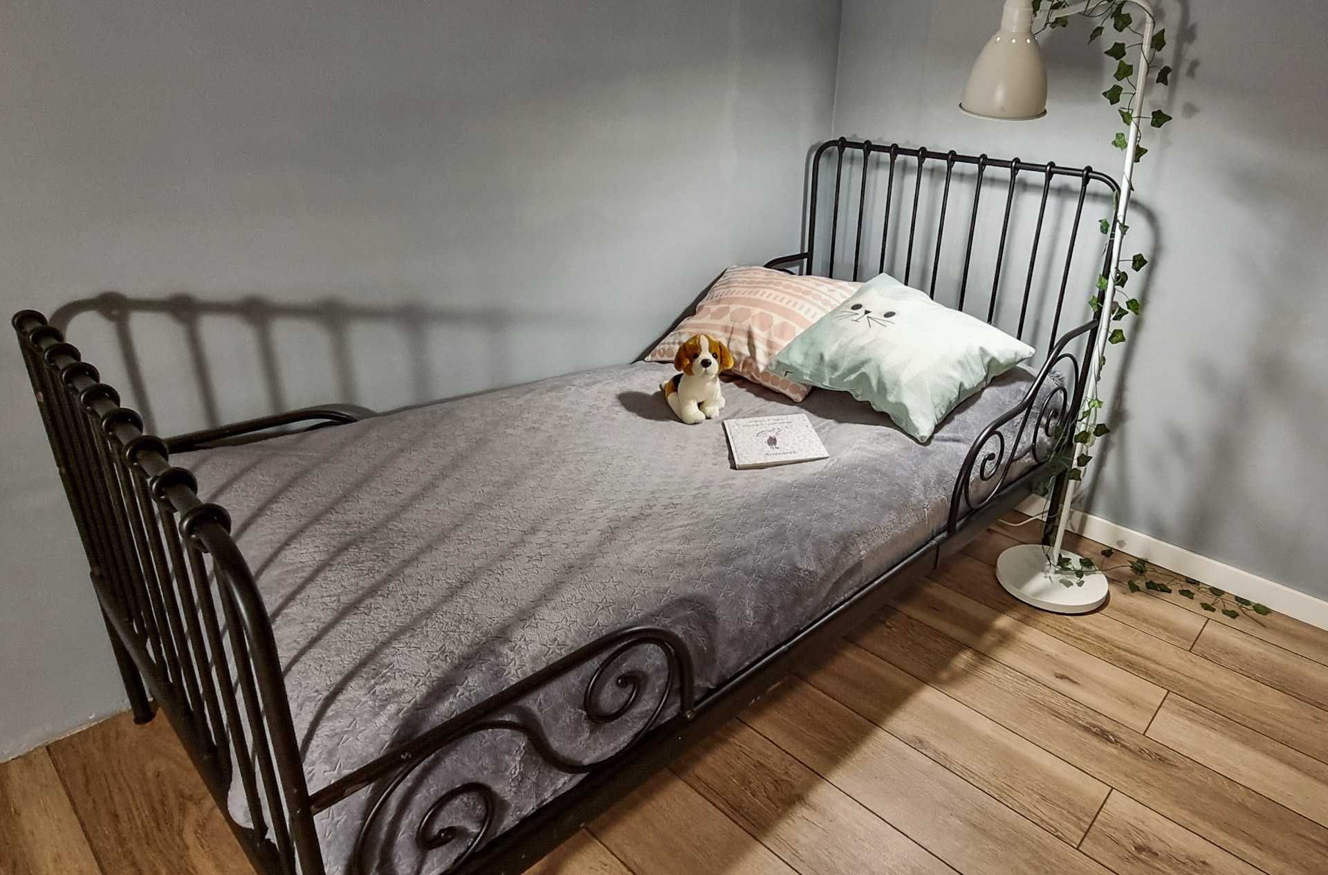 Łóżko łóżeczko dziecięce ikea regulowane czarne metalowe